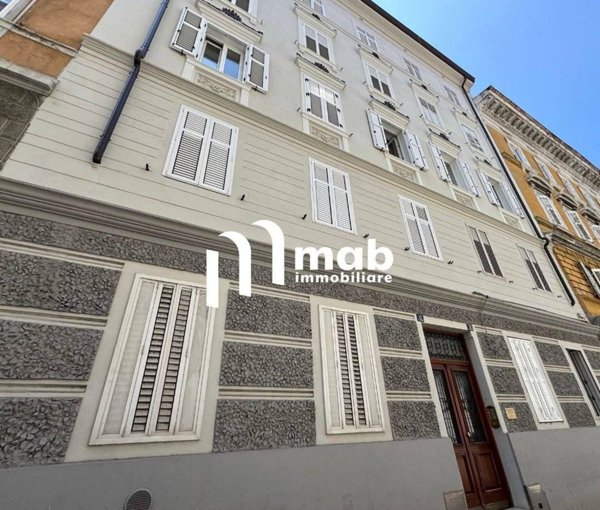 appartamento in vendita a Trieste in zona San Giacomo