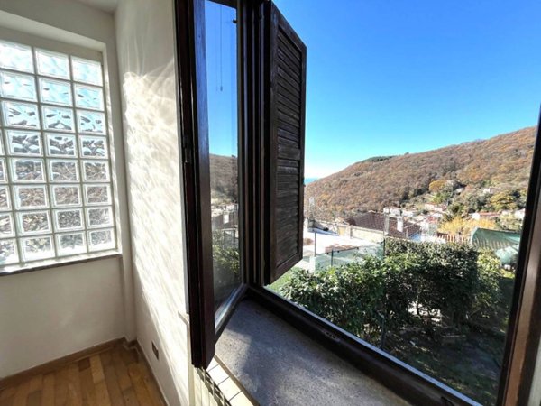 casa indipendente in vendita a Trieste in zona Scorcola