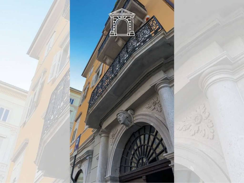 appartamento in vendita a Trieste in zona Città Vecchia
