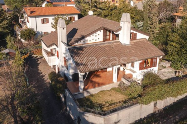 casa indipendente in vendita a Trieste in zona Grignano