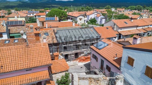 casa indipendente in vendita a Trieste in zona Santa Croce