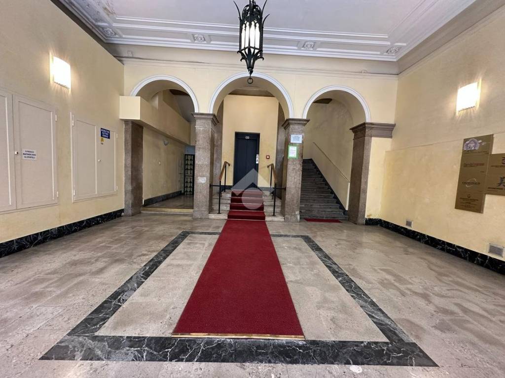 appartamento in vendita a Trieste in zona Borgo Teresiano