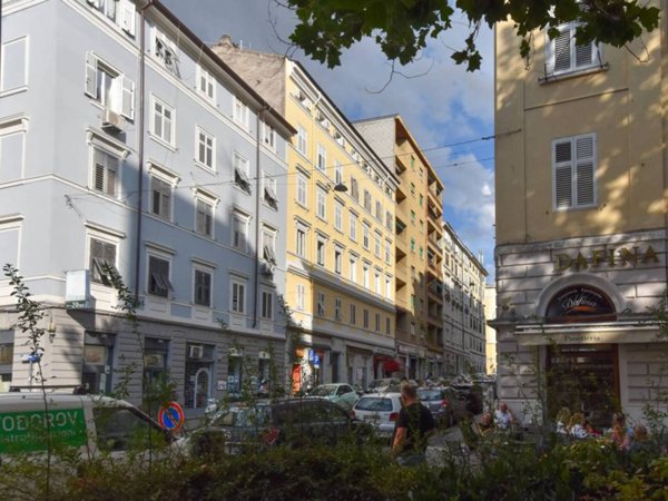 appartamento in vendita a Trieste in zona San Giacomo