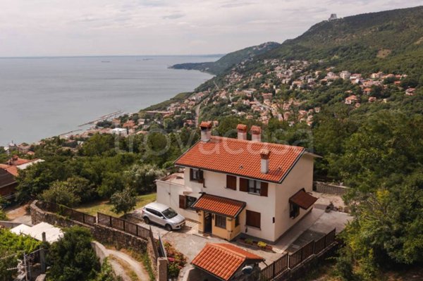 casa indipendente in vendita a Trieste in zona Barcola