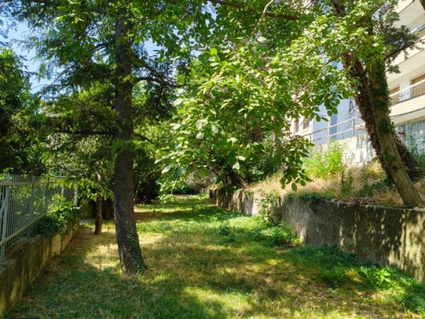 appartamento in vendita a Trieste in zona Cologna