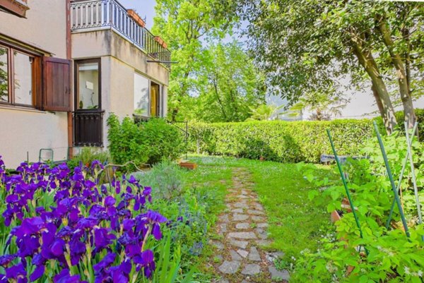 casa indipendente in vendita a Trieste in zona Opicina