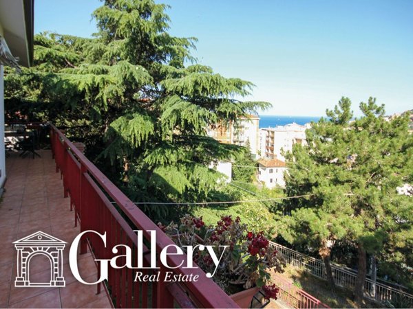 casa indipendente in vendita a Trieste in zona Scorcola