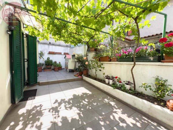 casa indipendente in vendita a Trieste in zona Prosecco
