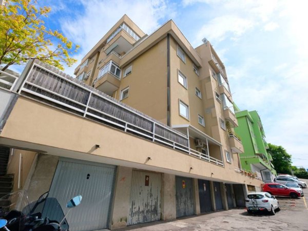 appartamento in vendita a Trieste in zona Valmaura