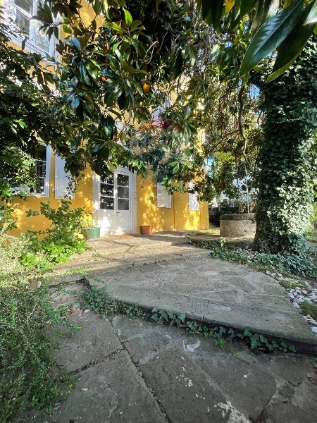 casa indipendente in vendita a Trieste in zona Scorcola