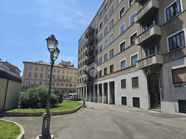 ufficio in vendita a Trieste