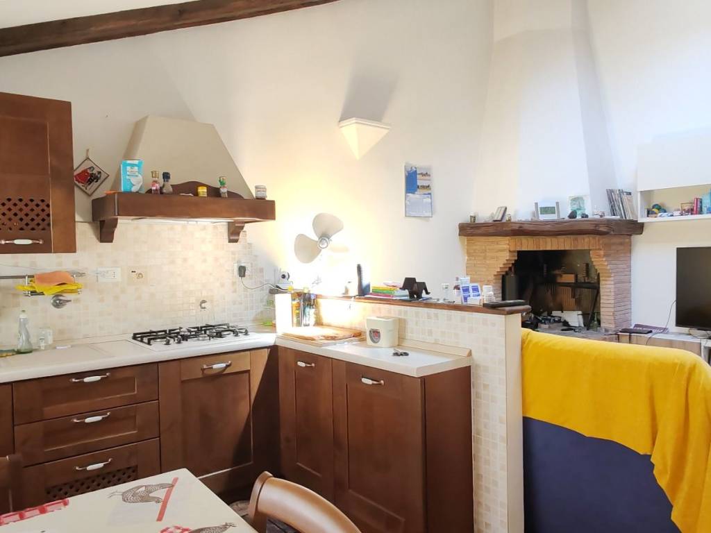 appartamento in vendita a Trieste in zona Roiano