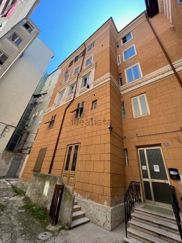 appartamento in vendita a Trieste in zona Barriera vecchia