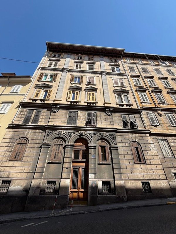 appartamento in vendita a Trieste