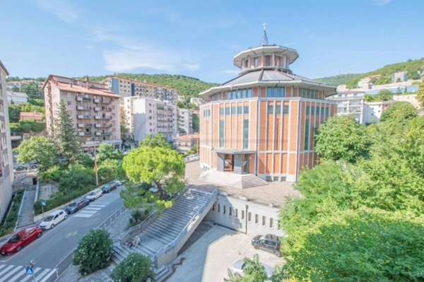 appartamento in vendita a Trieste in zona Cologna