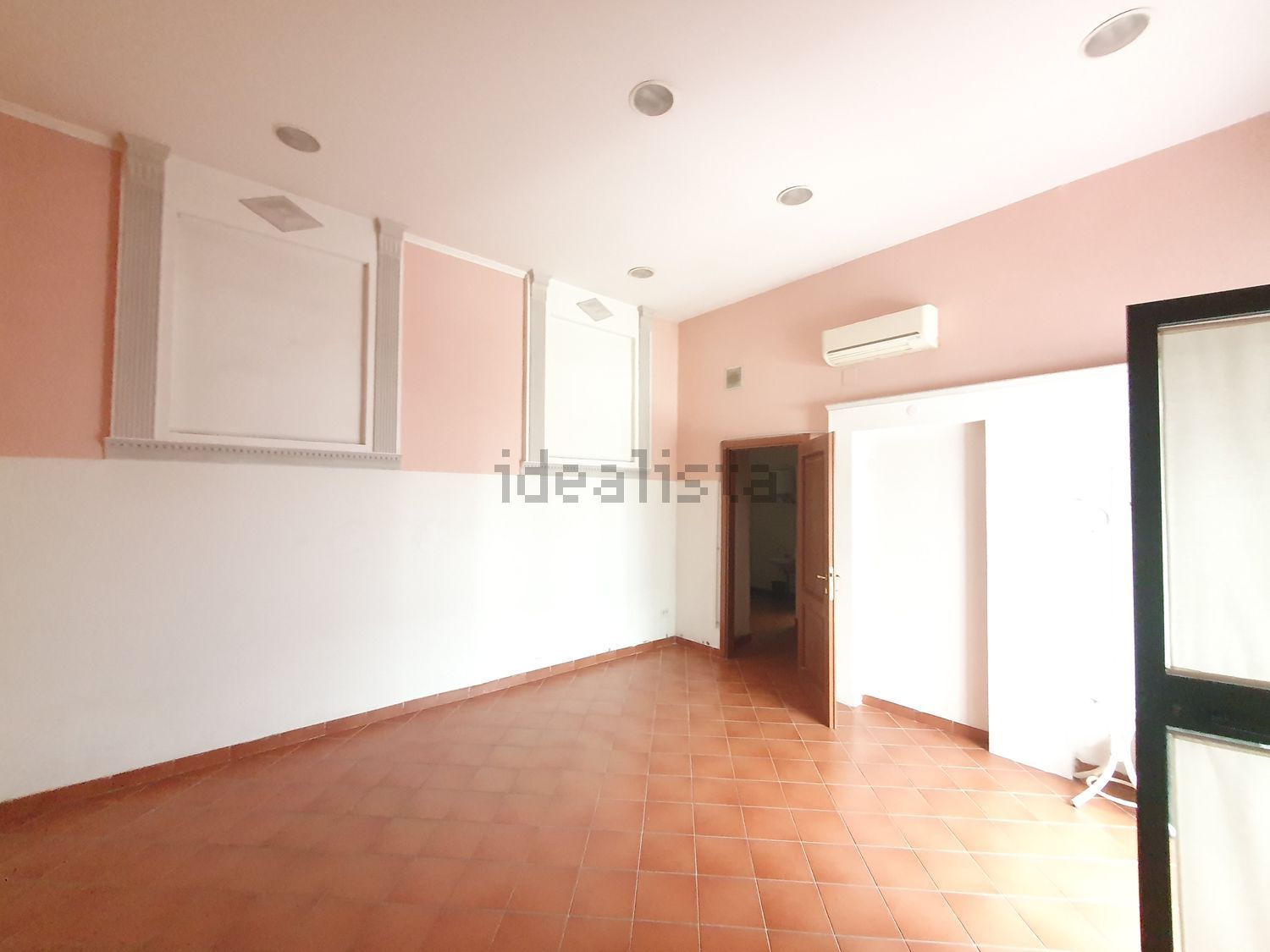 appartamento in vendita a Trieste in zona Barriera vecchia