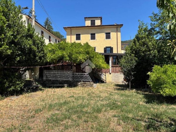 appartamento in vendita a Trieste in zona Cologna