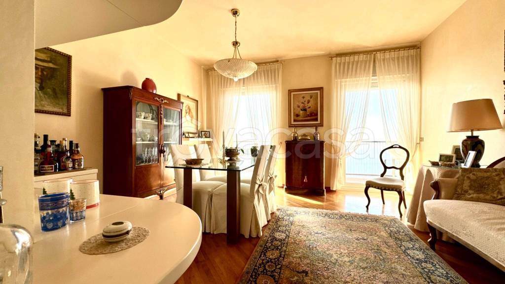 appartamento in vendita a Trieste in zona Barcola