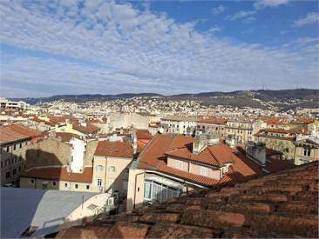 appartamento in vendita a Trieste in zona San Giacomo