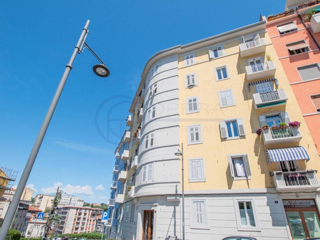 appartamento in vendita a Trieste in zona San Giacomo