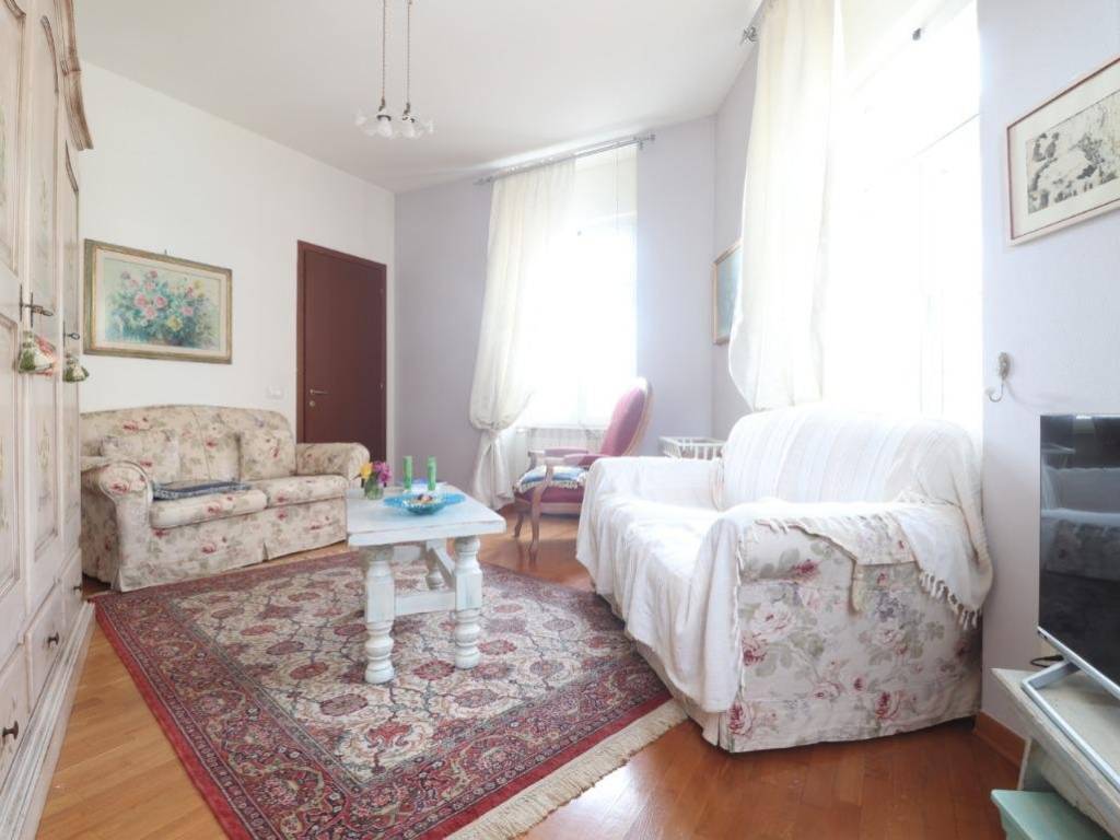 appartamento in vendita a Trieste in zona Cologna