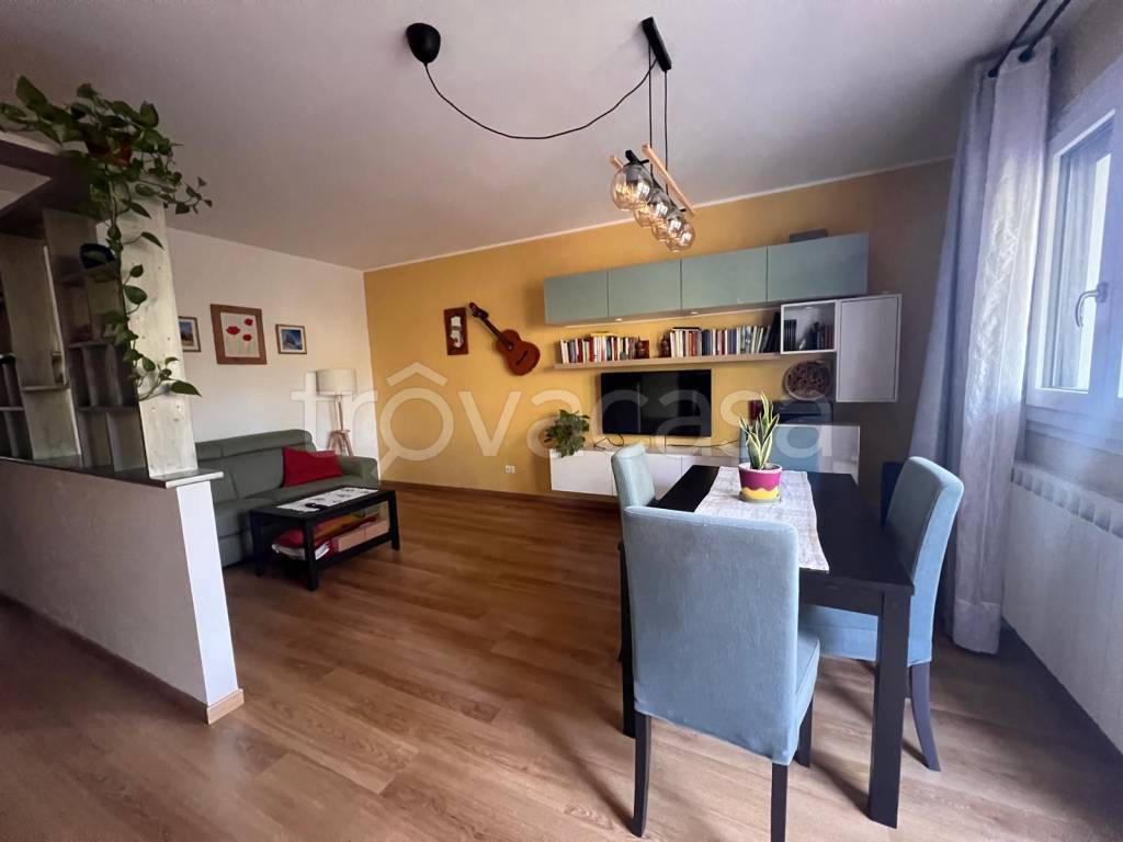 appartamento in vendita a Trieste in zona Rozzol