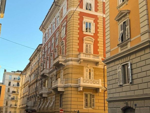 appartamento in vendita a Trieste in zona Barcola