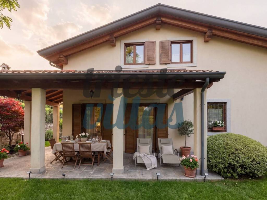 casa indipendente in vendita a Trieste in zona Conconello
