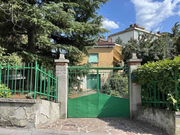 casa indipendente in vendita a Trieste in zona Borgo San Sergio