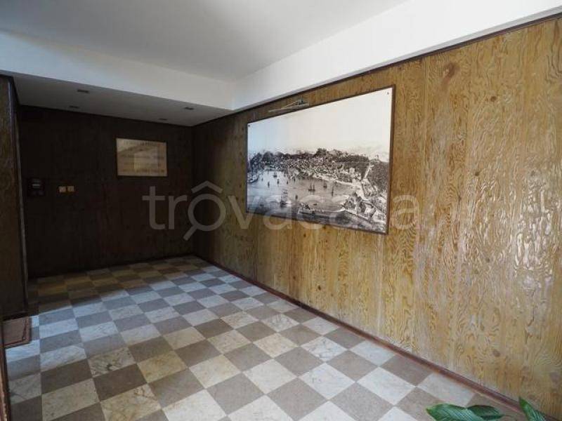 appartamento in vendita a Trieste in zona Roiano