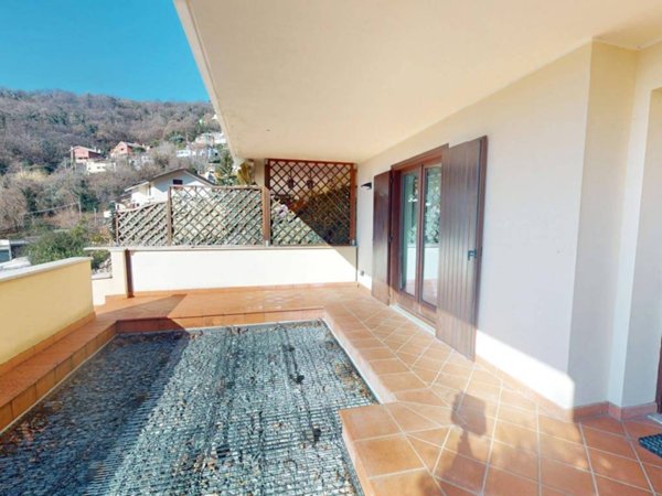 casa indipendente in vendita a Trieste in zona Cologna