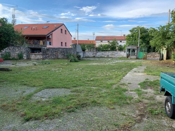 terreno agricolo in vendita a Trieste in zona Santa Croce