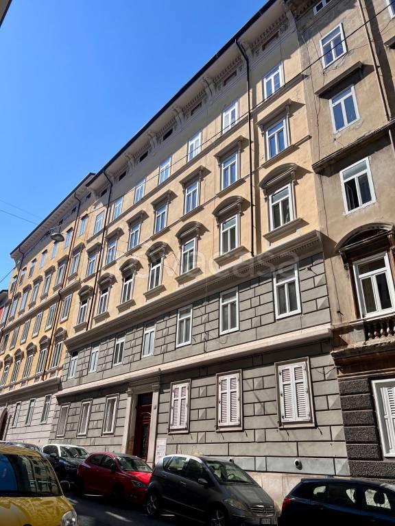 appartamento in vendita a Trieste