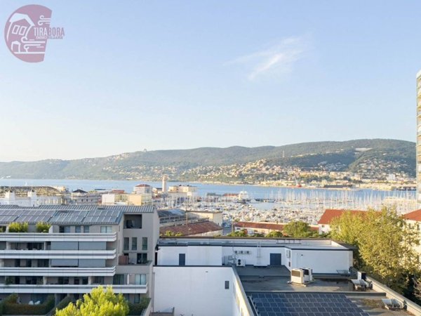 appartamento in vendita a Trieste in zona San Vito