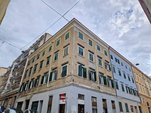 appartamento in vendita a Trieste