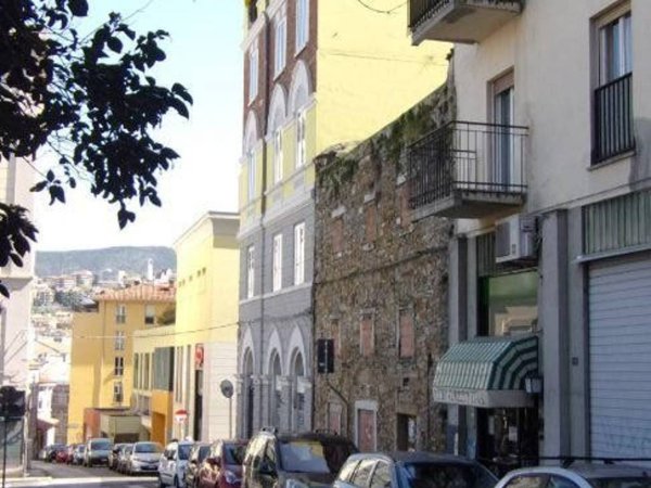intera palazzina in vendita a Trieste in zona Chiarbola