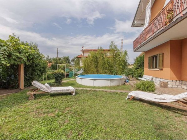 casa indipendente in vendita a Trieste in zona Conconello