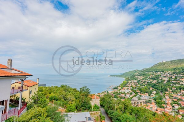 appartamento in vendita a Trieste in zona Barcola