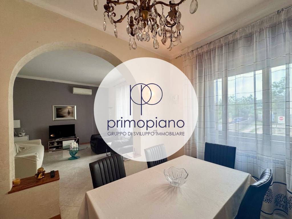 casa indipendente in vendita a Trieste
