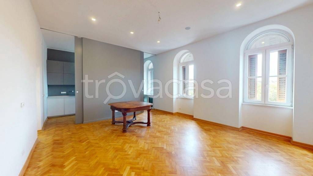 appartamento in vendita a Trieste in zona Roiano