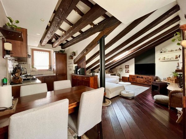 appartamento in vendita a Trieste in zona Barriera vecchia