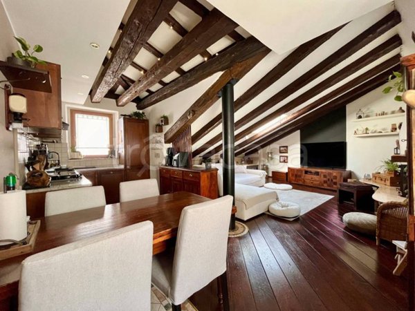 appartamento in vendita a Trieste in zona Barriera vecchia