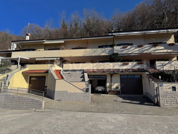 casa indipendente in vendita a Trieste in zona Cologna
