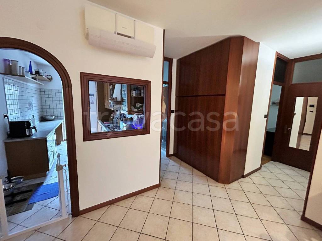 appartamento in vendita a Trieste in zona Cattinara