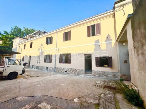 casa indipendente in vendita a Trieste in zona Rozzol