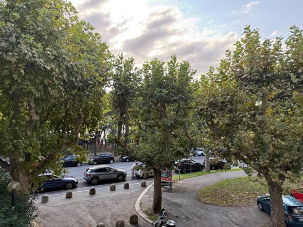 appartamento in vendita a Trieste in zona Barcola