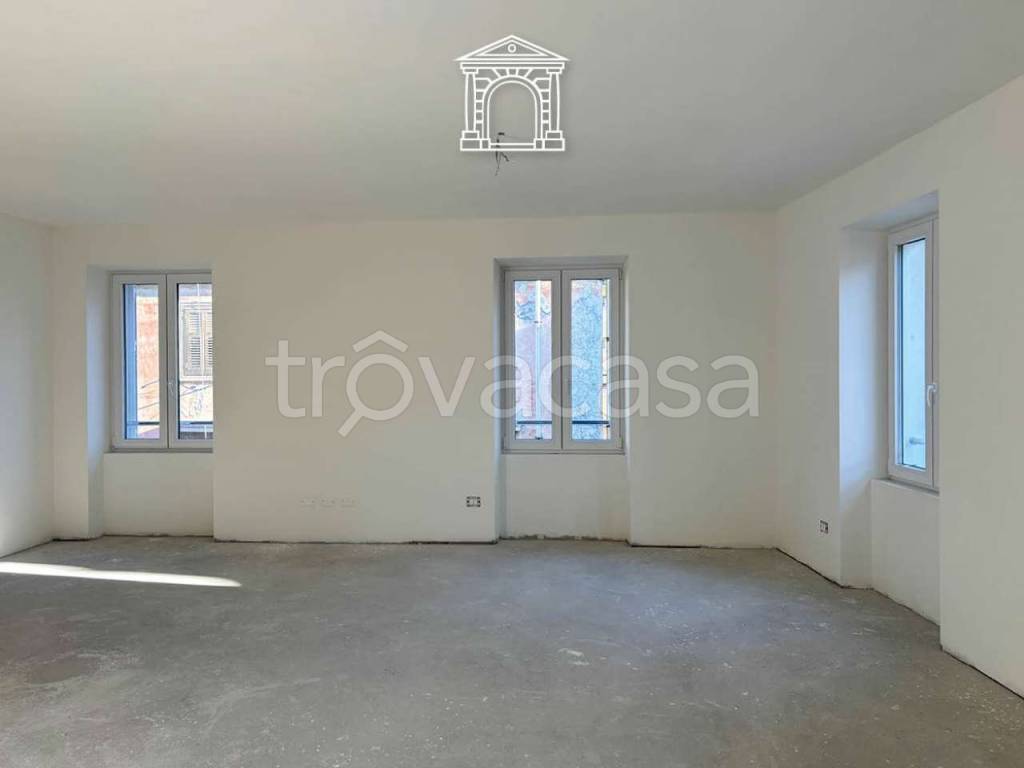 appartamento in vendita a Trieste in zona Roiano