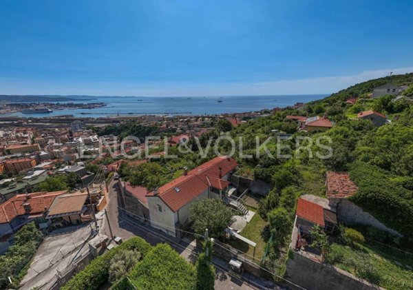 casa indipendente in vendita a Trieste in zona Roiano
