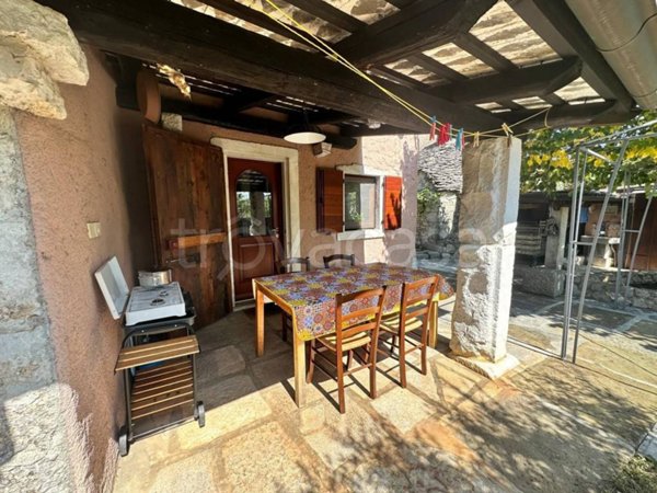 casa indipendente in vendita a Trieste in zona Città Vecchia