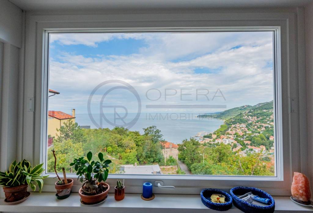 appartamento in vendita a Trieste in zona Barcola